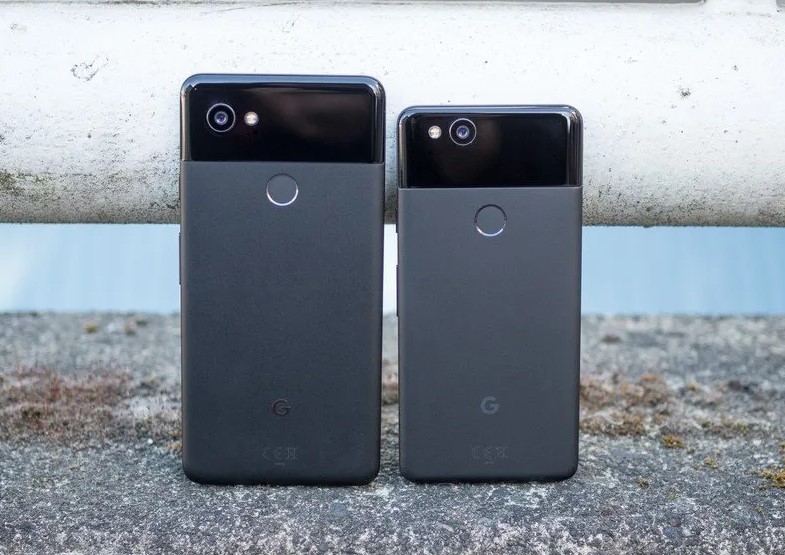 Google Pixel 2 and Pixel 2 XL (2017)