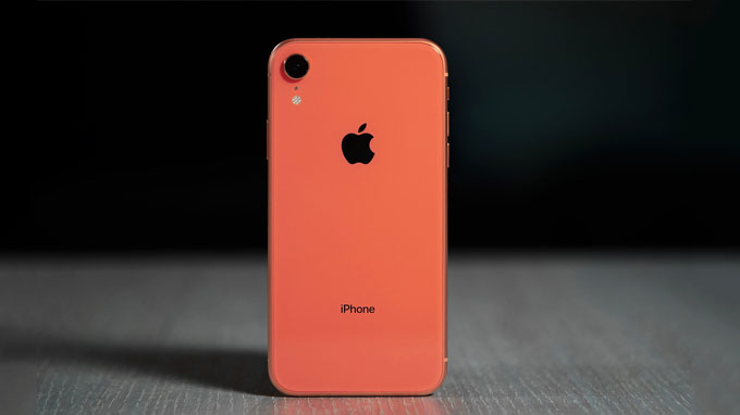 iPhone Xr còn mang đến thời lượng sử dụng pin ấn tượng