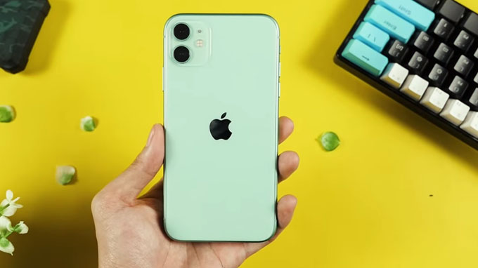 Thiết kế iPhone 11 128GB được hoàn thiện từ khung kim loại nguyên khối