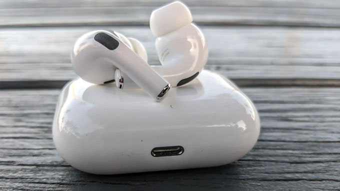 Tai nghe AirPods 3 và AirPods Pro 2