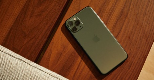 iPhone 11 Pro có còn đáng sở hữu ở thời điểm này, nên hay không nên mua?