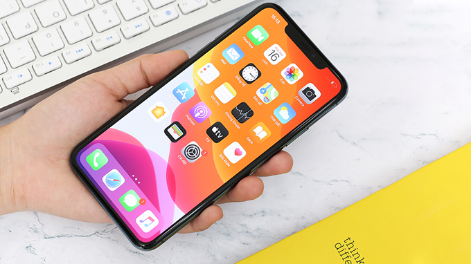  màn hình iPhone 11 Pro Max cũng được đánh giá cao 