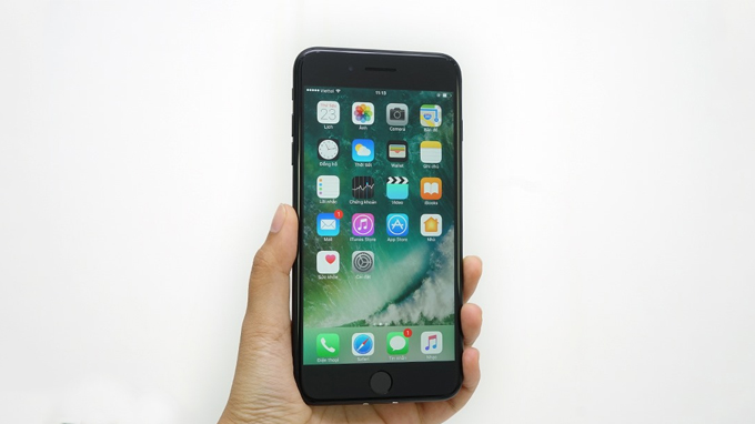 Trải nghiệm màn hình lớn ấn tượng trên iPhone 7 Plus