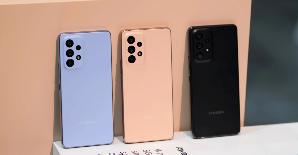 Galaxy A53 là lựa chọn tuyệt vời cho những ai đang tìm kiếm một chiếc điện thoại thời trang, giá phải chăng nhưng vẫn có đầy đủ các tính năng xịn sò.