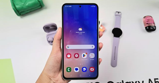 So sánh Galaxy A54 5G và Galaxy S23 về thiết thiết kế của A54