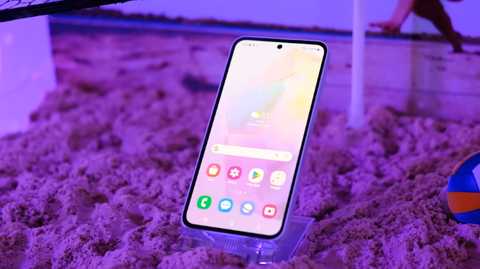 Màn hình của Galaxy A35 không gian hiển thị rộng