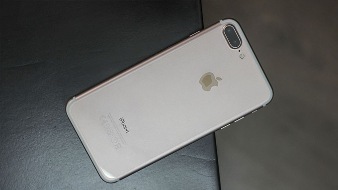 Thiết kế iPhone 7 Plus vẫn rất bền bỉ