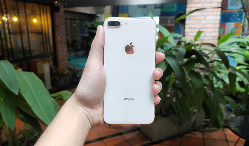 iPhone 8 Plus là bản nâng cấp hoàn hảo của iPhone 8.nhờ màn hình lớn và máy ảnh ấn tượng hơn.