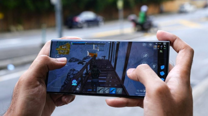 Galaxy S23 Ultra có phải điện thoại chơi game tốt cùng trang bị màn hình sắc nét