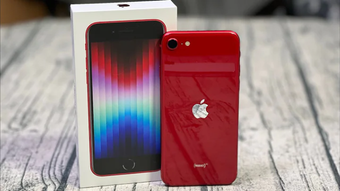 iPhone SE 2022 màu đỏ vô cùng nổi bật