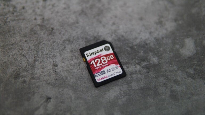 Kingston Canvas React Plus microSDXC nhiều tính năng hữu dụng