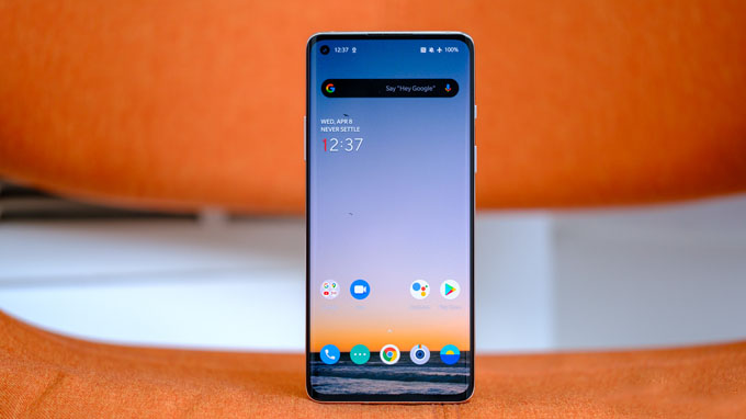 model OnePlus 8 Pro khi có thể tự động thay đổi màn hình 60Hz và 120Hz