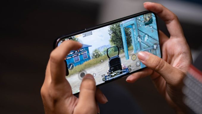 chơi pubg trên iPhone 14 Pro Max