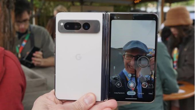 camera Google Pixel Fold