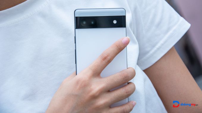 mặt lưng của Google Pixel 6a