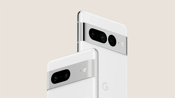 Camera Google Pixel 7 Pro được trang bị 3 ống kính ở mặt sau