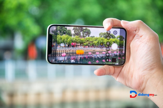 Camera iPhone 12 còn có chế độ smart HDR 3 cho những người yêu thích chụp ảnh phong cảnh