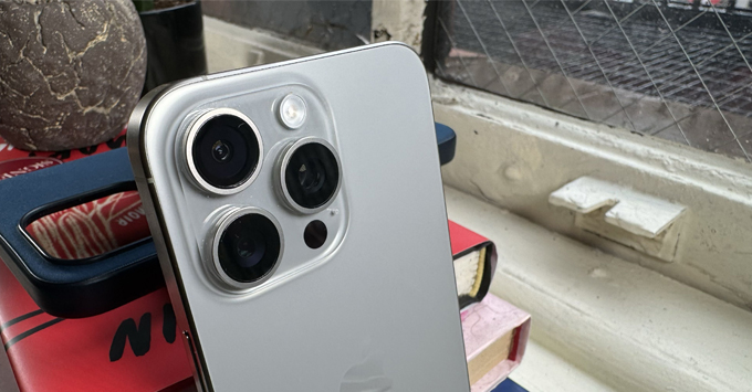 So sánh iPhone 16 Pro Max với iPhone 14 Pro Max về camera