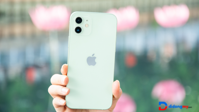 iPhone 12 không nên cập nhật iOS 18