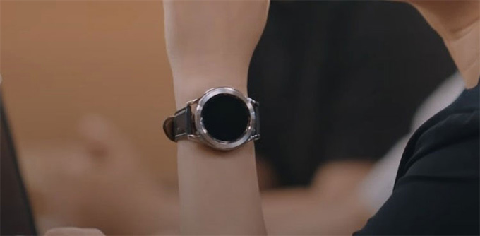 Thực tế Galaxy Z Fold3 và Galaxy Watch 4 trong như thế nào, xem ngay sẽ rõ