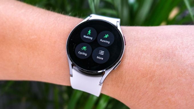 Thiết kế Samsung Galaxy Watch 6 và Samsung Galaxy Watch 5