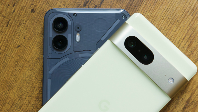 So sánh Google Pixel 7 và Nothing Phone 2 về giá cả