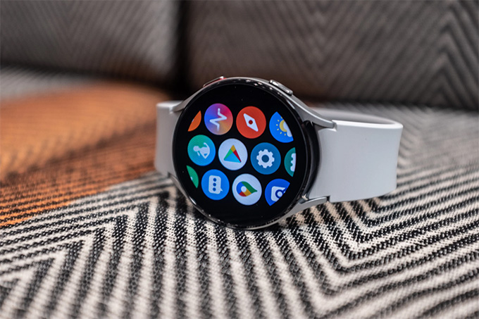 Galaxy Watch mới tiếp tục sử dụng tấm nền Super AMOLED tuyệt đẹp 