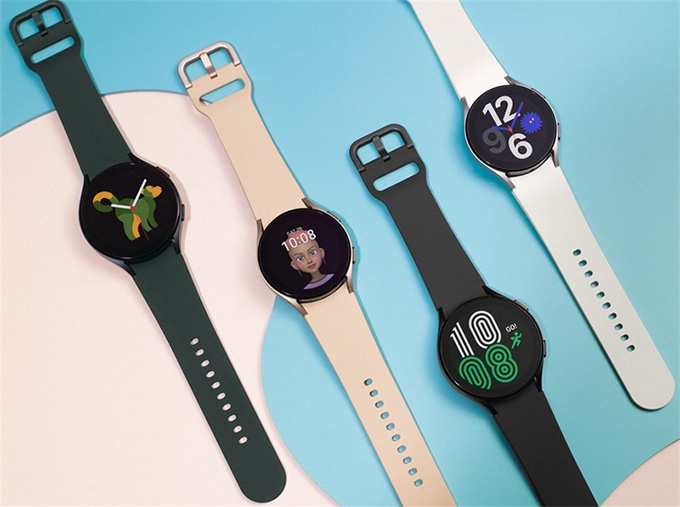 Samsung Galaxy Watch 4 sở hữu khung viền nhôm và bông tai đồng hồ (lug) ôm nhẹ