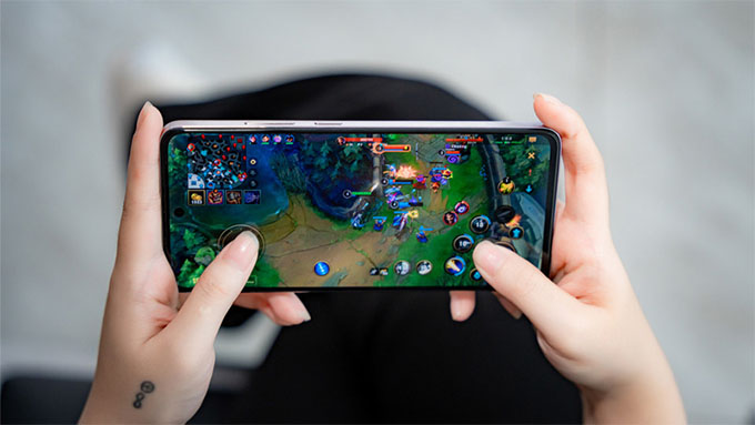 Hiệu suất chơi game trên Oppo Reno 12F