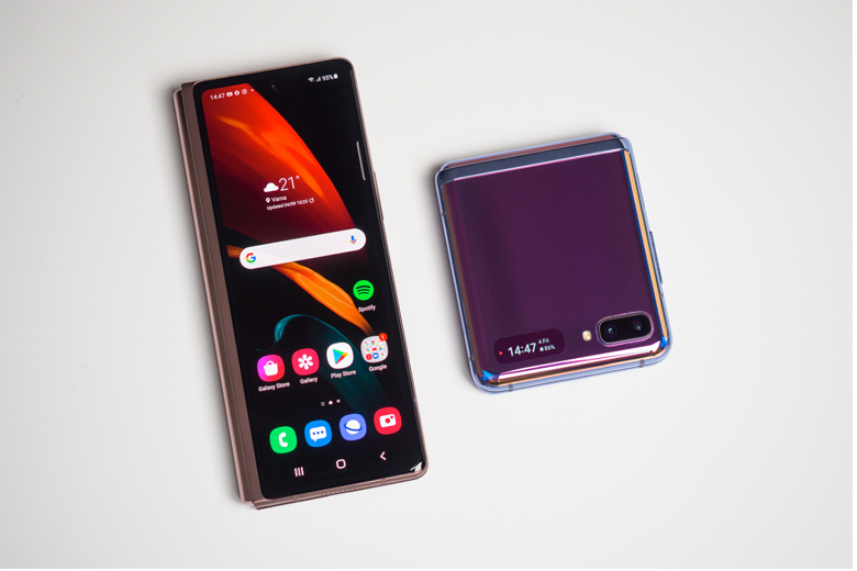 So sánh Galaxy Z Fold 2 và Galaxy Z Flip