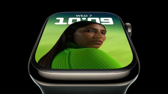 Apple Watch Series 7 và 8 tương đồng về hiển thị