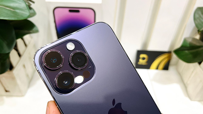 Quay phim chuyên nghiệp trên iPhone 14 Pro Max và Xiaomi 12S Ultra