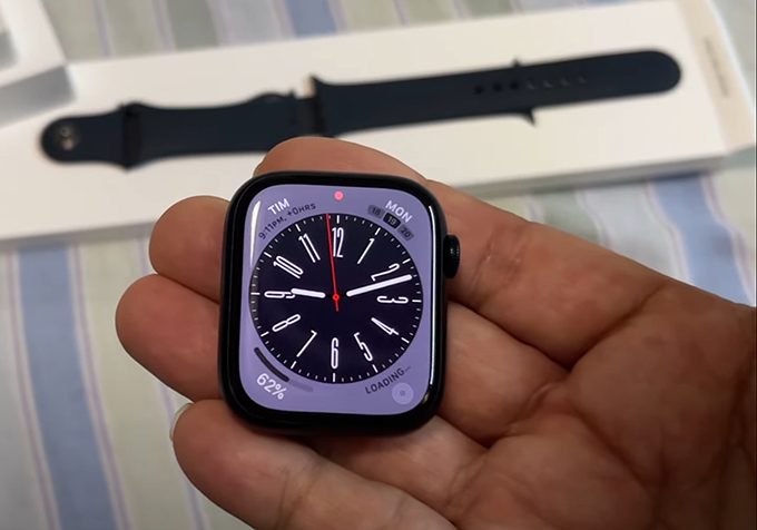 Apple Watch Series 8 có mặt đồng hồ có diện tích lớn hơn