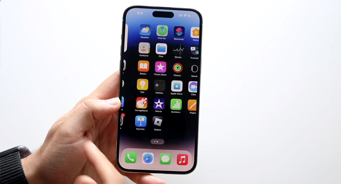 Nhược điểm và nên chọn mua iPhone 15 Pro 256GB LL/A hay VN/A