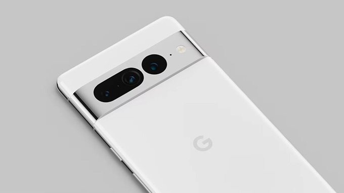 Google Pixel 7 Pro trong màu sắc Snow