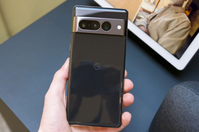  Google Pixel 7 Pro với phong cách thiết kế sang trọng, chuẩn smartphone cao cấp nhà Google