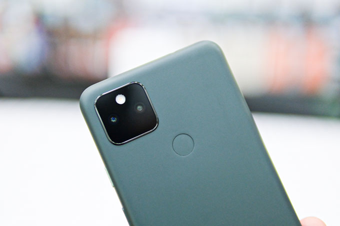 Google Pixel 5a 5G được trang bị hệ thống camera kép chất lượng