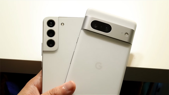 Google Pixel 7 sở hữu phong cách thiết kế gần như tương đồng so với người tiền nhiệm