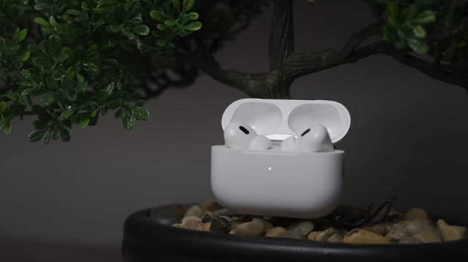 Thời gian sử dụng Airpods Pro 2 (2023) hơn 30 giờ