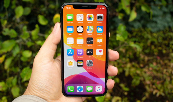 Lý do không nên mua iPhone 11 Pro Max cũ vì màn hình tai thỏ