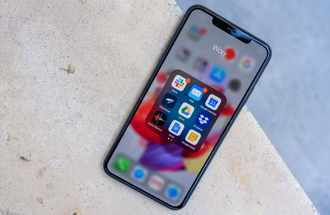 Lý do không nên mua iPhone 11 Pro Max cũ vì trọng lượng