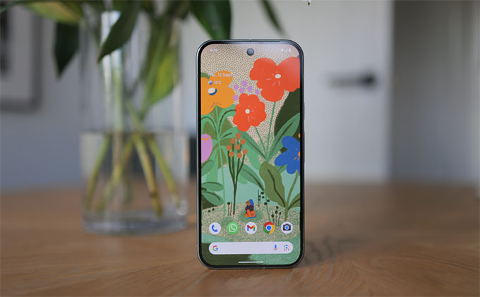 Google Pixel 9 Pro sở hữu màn hình 6,3 inhc