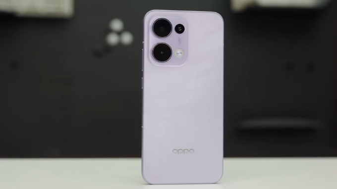 Có nên mua Oppo Reno 13?