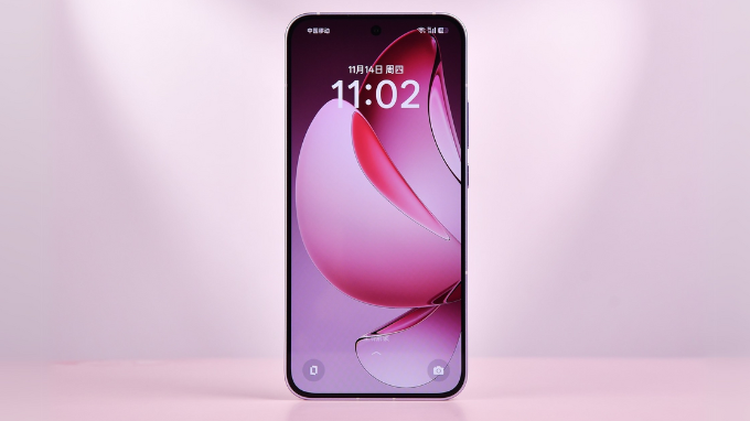 Đánh giá Oppo Reno 13 về màn hình