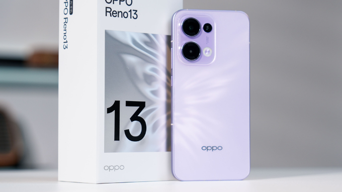 Review ngoại hình Oppo Reno 13