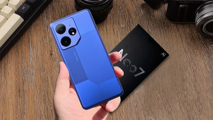 Realme Neo 7 gây ấn tượng ngay lập tức với thiết kế thanh mảnh và nhẹ